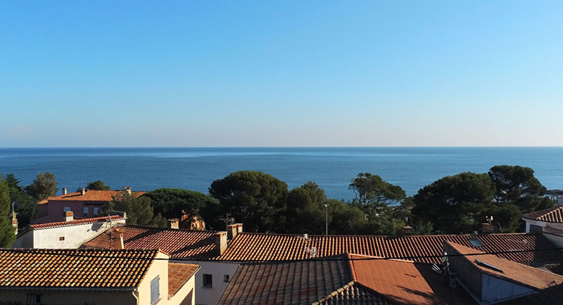 Nieruchomości Francja, Les Issambres Sainte Maxime, kup mieszkanie, rezydencję, widok na morze, taras, plaża