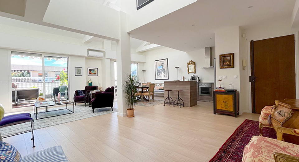 Ejendom Nice, Frankrig, franske riviera, lejlighed, penthouse, duplex, 3 soveværelser, 4 værelser, terrasse, Place Massena, Gioffredo