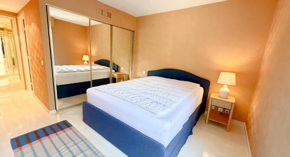 Immobilier Cannes, achat, vente, appartement, 250M2, terrasse, vue mer, piscine, 4 chambres, real estate France, rue d'Antibes