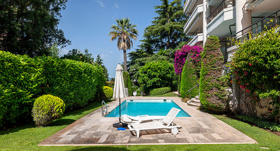 Ejendomme i Cannes, køb, salg, lejlighed, 250 m², terrasse, havudsigt, swimmingpool, 4 soveværelser, ejendomme i Frankrig, Rue d'Antibes