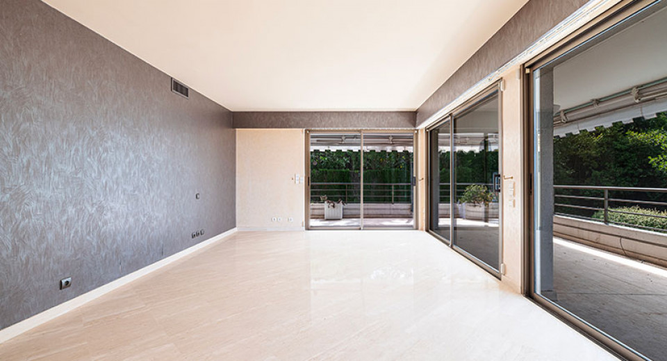 Stor lejlighed til salg, Cannes, ejendom, luksus, terrasse, 4 soveværelser, 250m2, havudsigt, swimmingpool, rue d'antibes