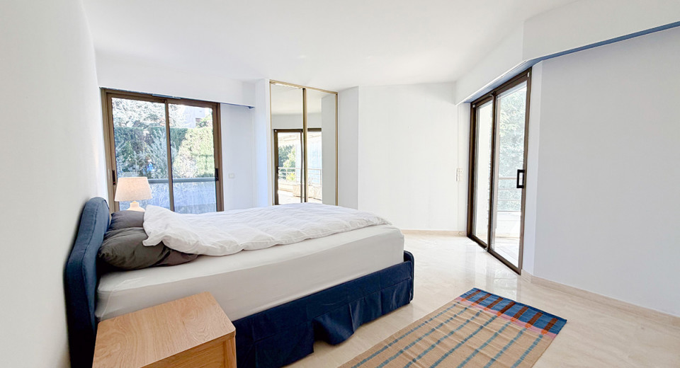 Eiendom i Cannes, kjøp, salg, leilighet, 250 m², terrasse, havutsikt, svømmebasseng, 4 soverom, eiendom i Frankrike, Rue d'Antibes