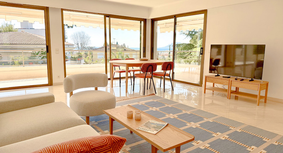 Fastigheter i Cannes, köp, försäljning, lägenhet, 250 m², terrass, havsutsikt, pool, 4 sovrum, fastigheter i Frankrike, rue d'Antibes