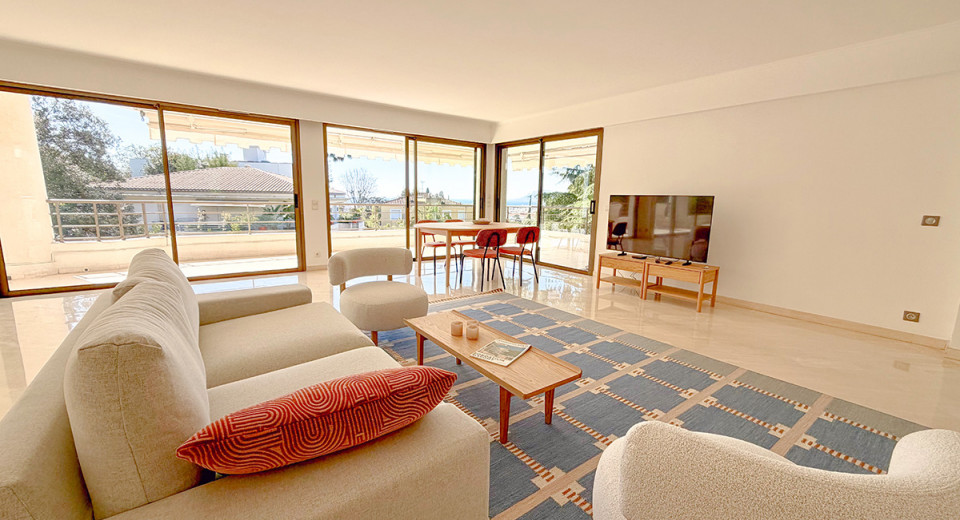 Nieruchomości w Cannes, kupno, sprzedaż, mieszkanie, 250 m², taras, widok na morze, basen, 4 sypialnie, nieruchomości we Francji, rue d'Antibes