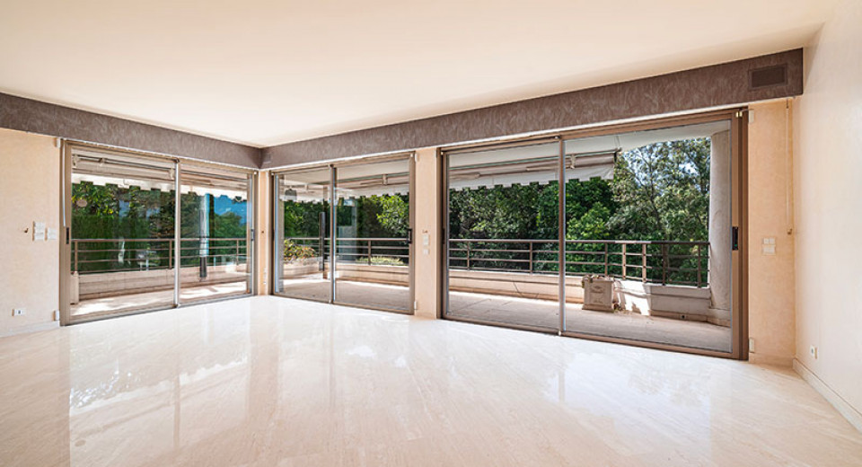 Duży apartament na sprzedaż, Cannes, nieruchomość, luksus, taras, 4 sypialnie, 250m2, widok na morze, basen, rue d'antibes