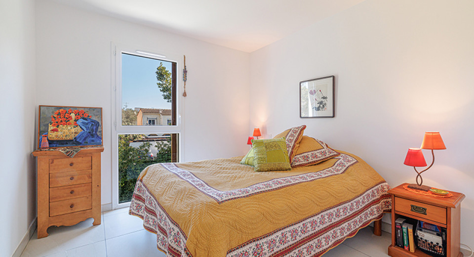 Real estate France, Golfe Juan, Antibes, Juan les Pins, apartment, 2 bedrooms, terrace, swimming pool, city center, sea