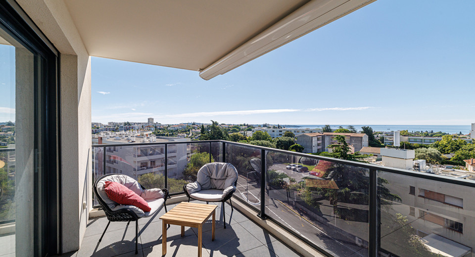 Antibes Juan Les Pins, immobilier, appartement, 4 pieces, 3 chambres, terrasse, vue mer panoramique piscine, à vendre