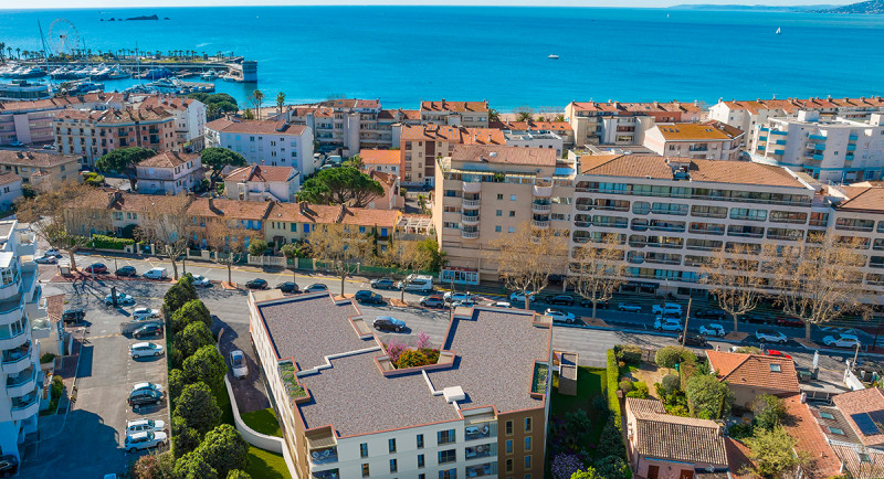 Real estate France, French Riviera, Saint raphael, Fréjus plage, beach, sea, terrace