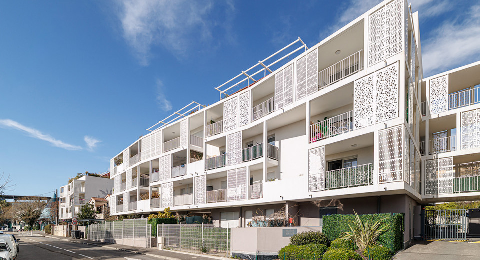 Immobilier Cannes La Bocca, vente, achat appartement 3 pièces, dernier étage, grande terrasse, piscine