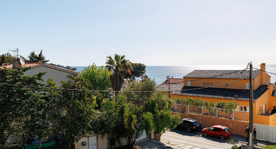 Immobilier, Achat appartement 3 pièces Sainte Maxime, France, Côte d'Azur, terrasse, vue mer, proche plage, centre ville