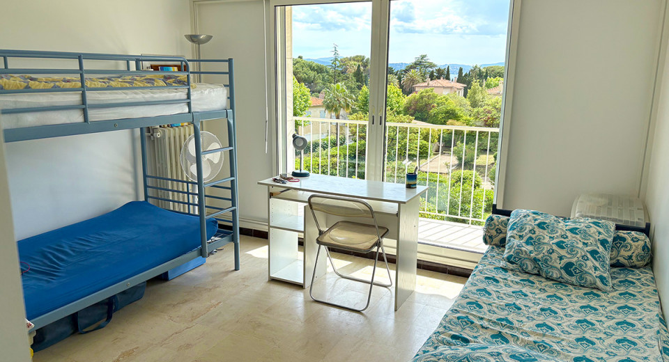 Immobilier, Achat appartement 3 pièces Sainte Maxime, France, Côte d'Azur, terrasse, vue mer, proche plage, centre ville