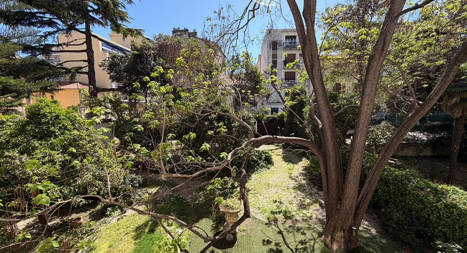 Fast ejendom, køb, salg i Nice, lejlighed, bymidte, 4 værelser, 3 soveværelser, kælder, Gare du Sud, Liberation