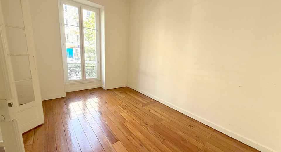 Eiendom, kjøp, salg i Nice, leilighet, sentrum, 4 rom, 3 soverom, kjeller, Gare du Sud, Liberation